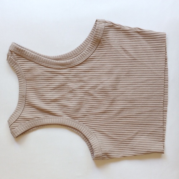 12th Tribe Ryann Ribbed Knit Crop Tank Top M Taupe Tan - Picture 5 of 6